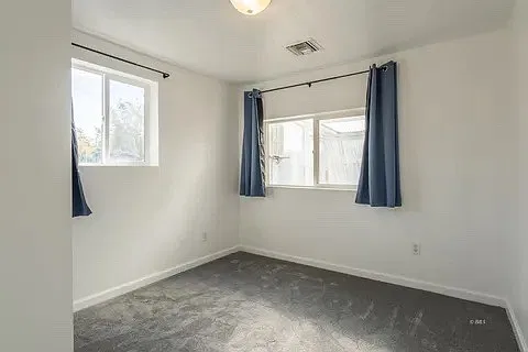 3 bed, 1.5 bath, 1000 sqft, $2,000 — Photo 2