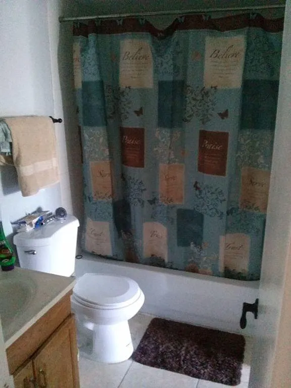 3 bed, 1283 sqft, $1,950 — Photo 4