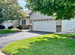 1401 Dry Creek Bnd, Rockford, IL 61108