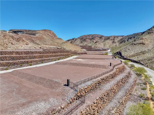 45 Boulderback Dr, Henderson, NV 89012