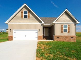 175 Settlers Pointe Cir, Maryville, TN 37804