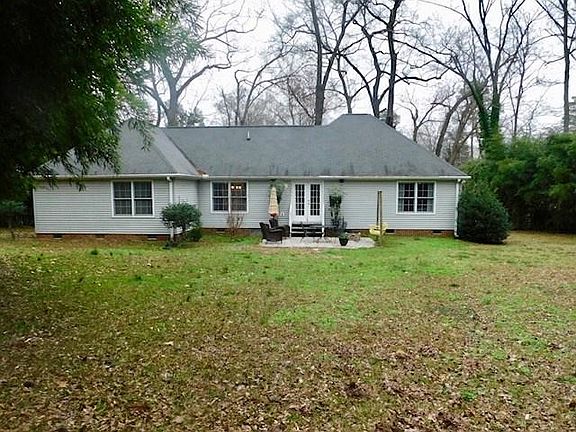 5th image of 106 Bumble Bee Ln
