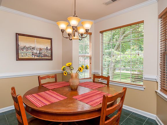 4th image of 229 Village West Dr