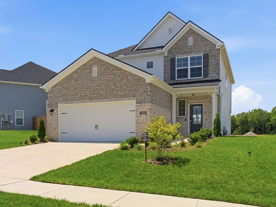 1306 Harmony Hill Ln