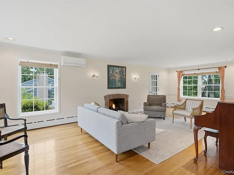 7 Lookout Ave — Photo 5