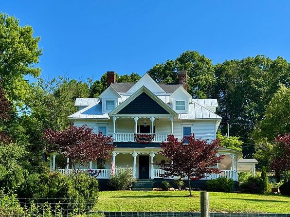 17 River Bend Rd
