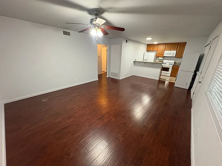 5912 Walerga Rd #1 — Photo 3