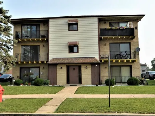 7320 W 86th St APT 2A, Bridgeview, IL 60455