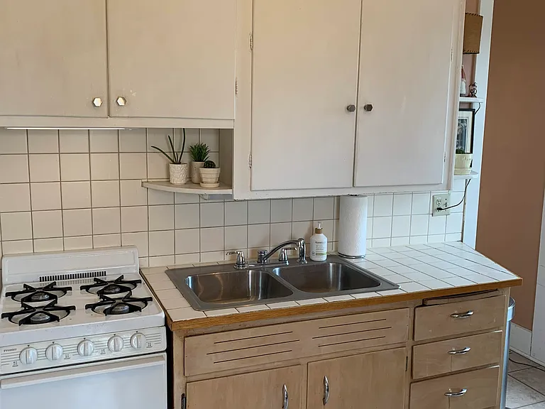 1334 Jenifer St #3W — Photo 7