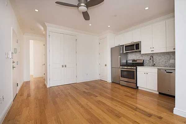 Rented by Bold New York | media 2