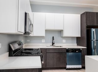 2424 W Warren Blvd #2, Chicago, IL 60612