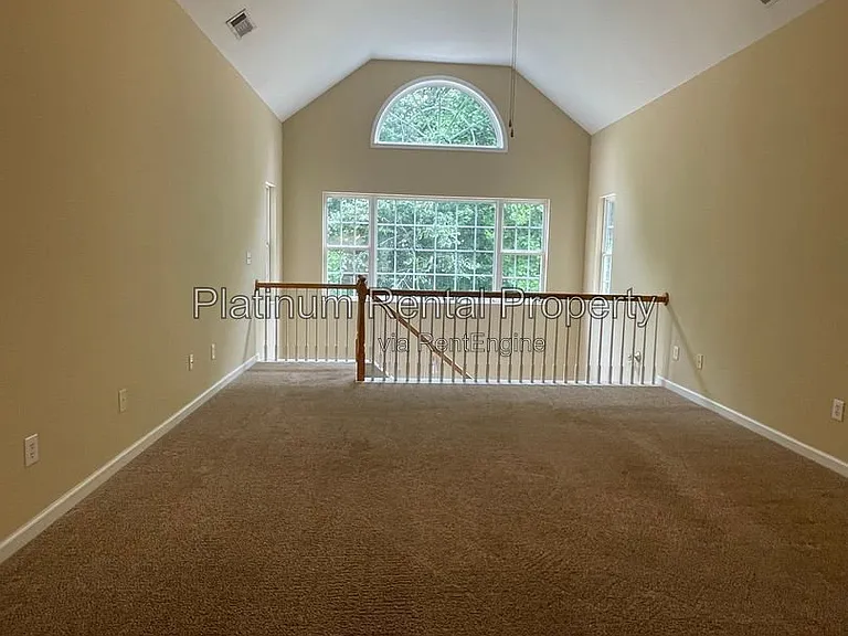 144 Pointe Cir — Photo 7