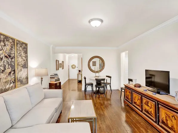 40 89th Street image 5 of 21