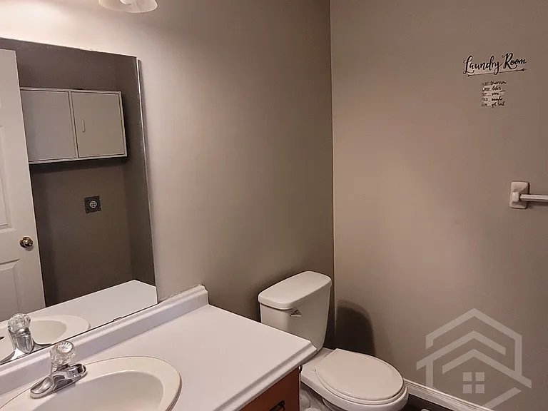 6 Magnolia Dr — Photo 3
