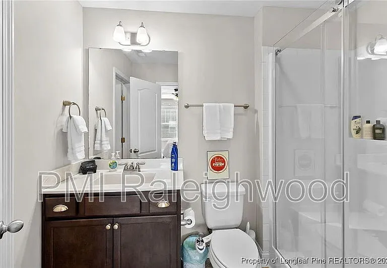 1245 Whitney Dr — Photo 15