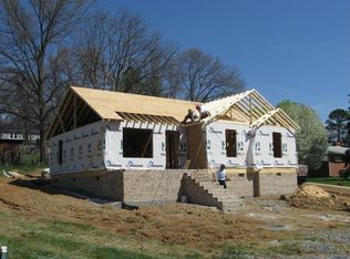 504 W Academy St, Madison, NC 27025