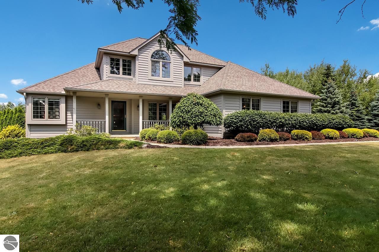 128 Spring Hill Rd, Traverse City, MI 49696 Zillow