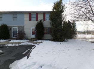 231 N Center St #L-0008, Fredericksburg, PA 17026