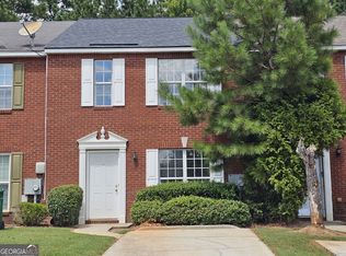 5821 Strathmoor Manor Cir, Lithonia, GA 30058