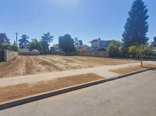 242 N Yosemite Ave, Fresno, CA 93701