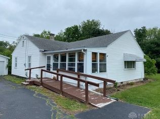 275 Enon Rd, New Carlisle, OH 45344