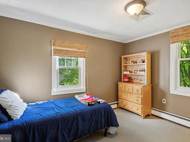 626 Lakeside Ave — Photo 14