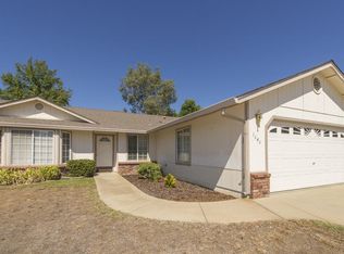 1646 Trumpet Dr, Redding, CA 96003