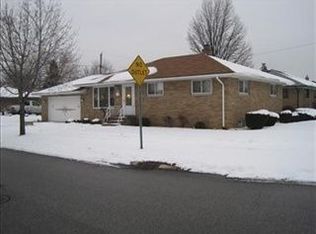 4902 Southwood Dr, Brooklyn, OH