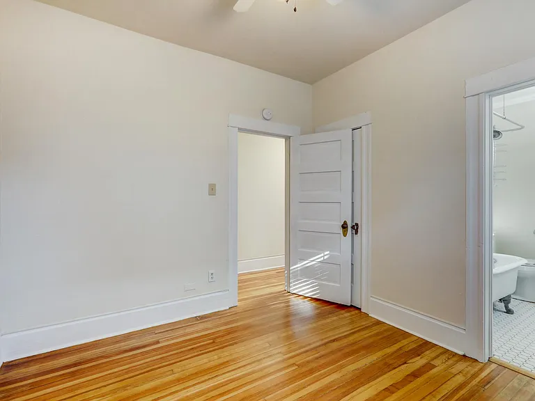 1617 E 23rd Ave — Photo 14