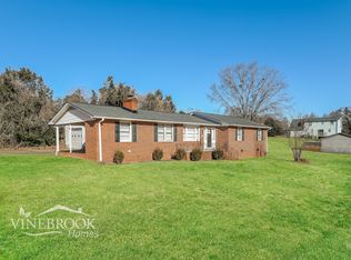 101 Lee Cir, Greer, SC 29650