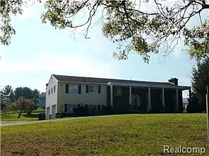 7666 Hammel Rd photo 1