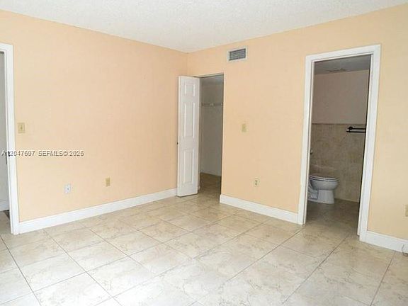 4th image of 510 NW 86th Pl APT 104-12