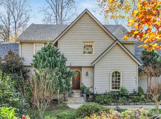 6 Foxwood Ln, Taylors, SC 29687