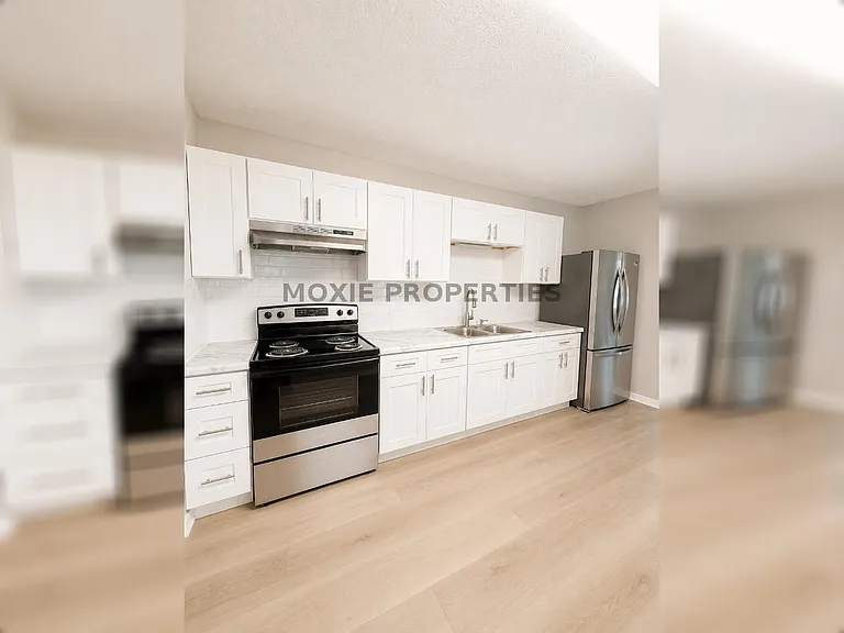2305 Baton Rouge Dr — Photo 2