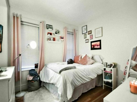 4th image of 247 E 81st St APT 2E