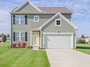 3668 Amber Oaks Dr, Howell, MI 48855