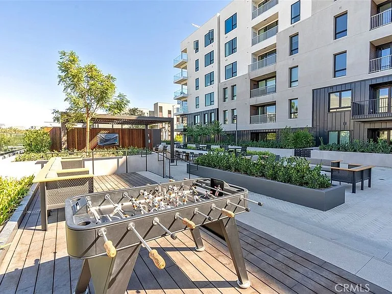 4407 Rivington — Photo 30