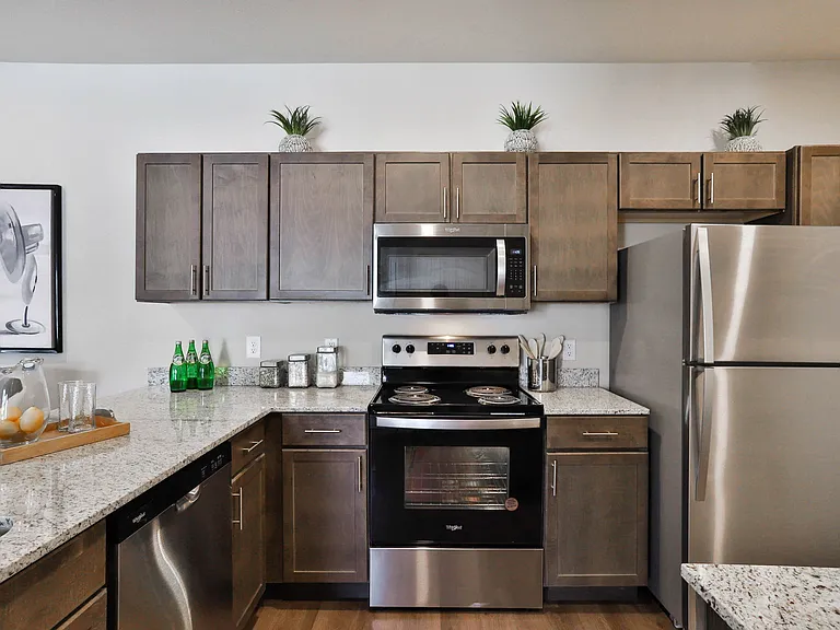 Aventura at Hawk Ridge — Photo 17