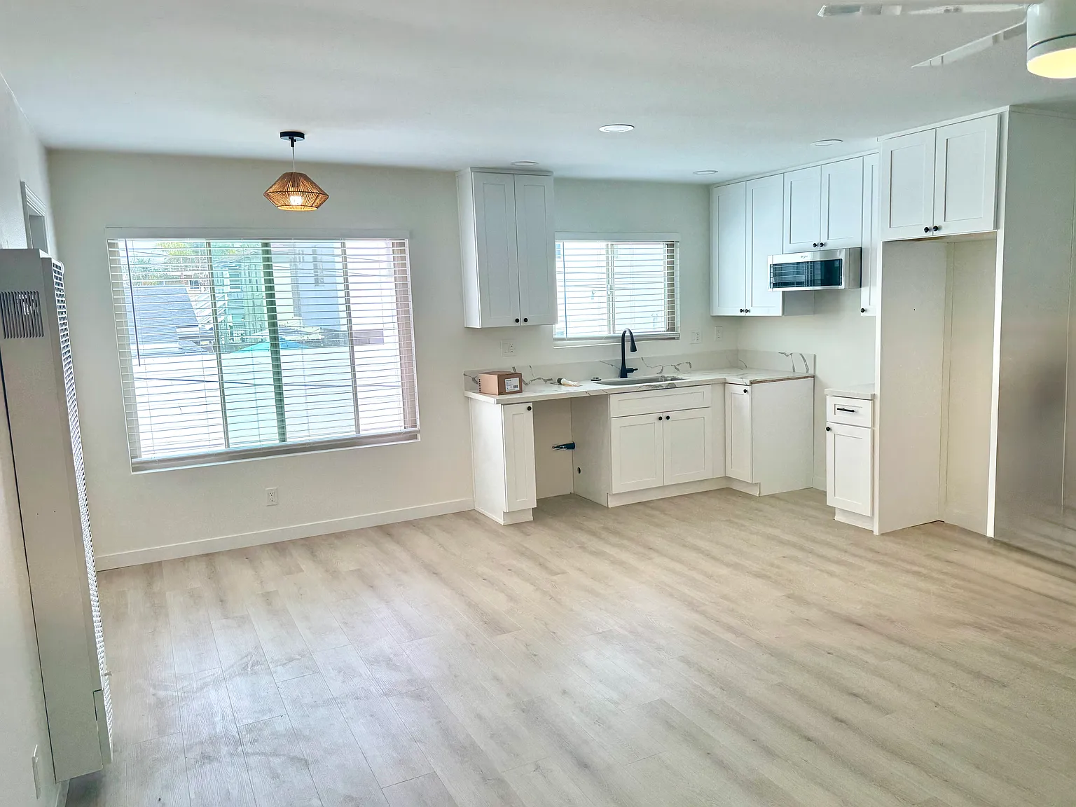 1 bed, 850 sqft, $2,900 — Photo 4