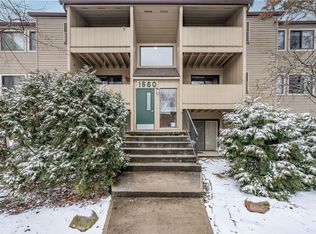 1660 Cedarwood Dr APT 340, Westlake, OH 44145