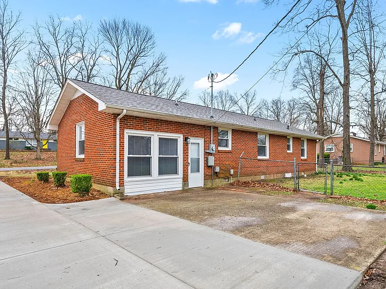 2522 Timberwood Dr — Photo 26