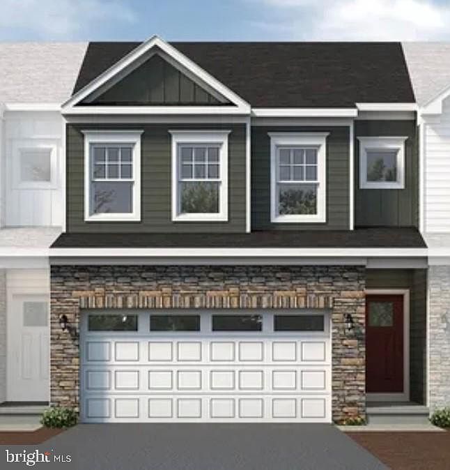 1st image of 525 Brandywine Dr