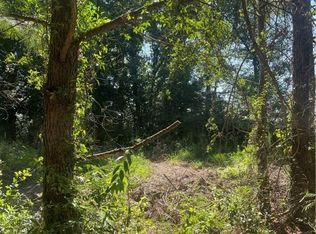 Sunshine Ln, Clinton, NC 28328