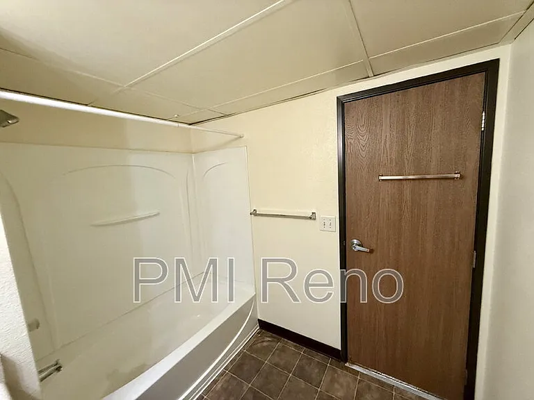 Big Horn Apartments — Photo 63