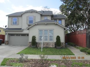 1555 Alegra St, Santa Rosa, CA 95403