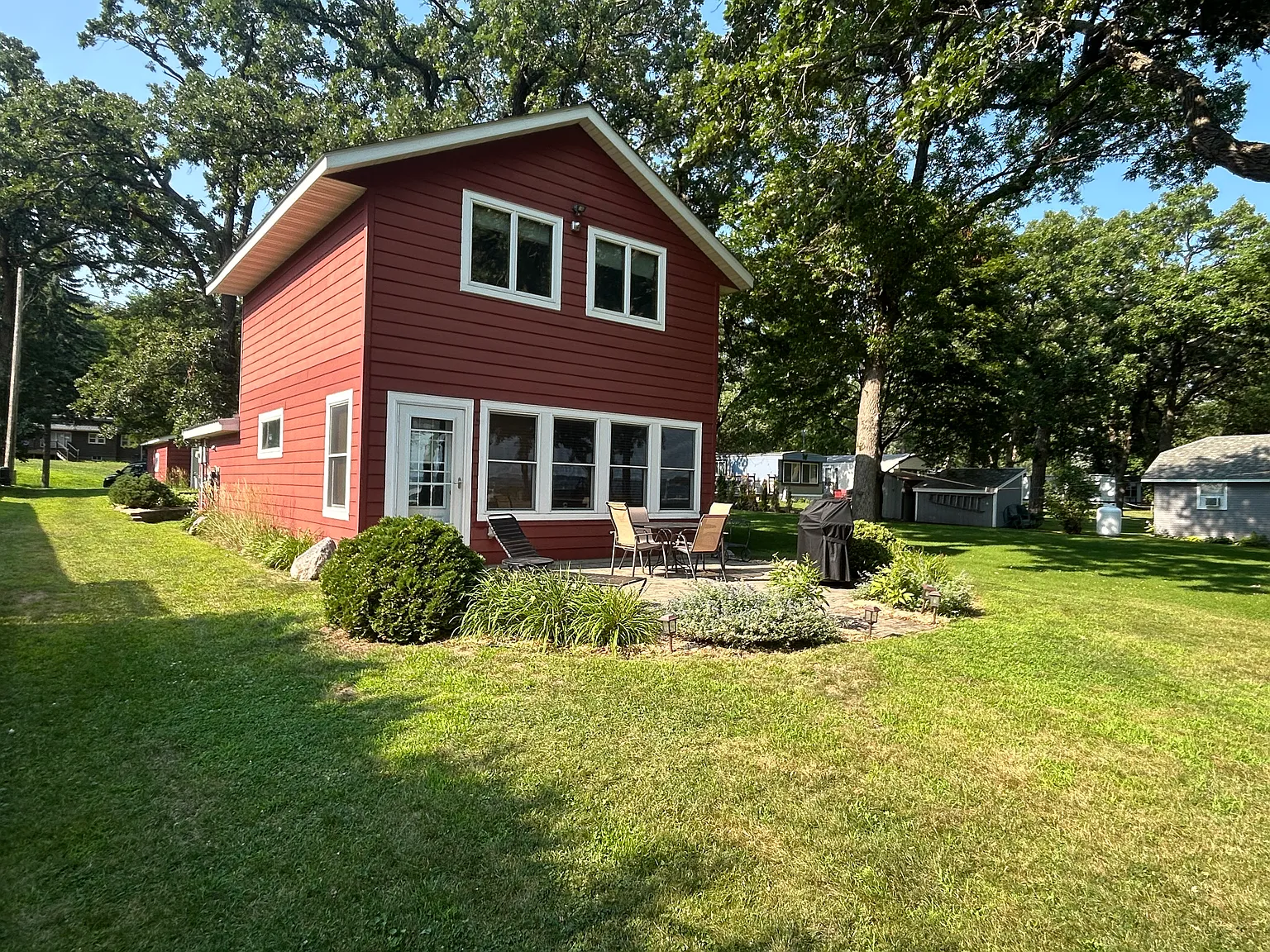 2 bed, 1356 sqft, $1,750 — Photo 2