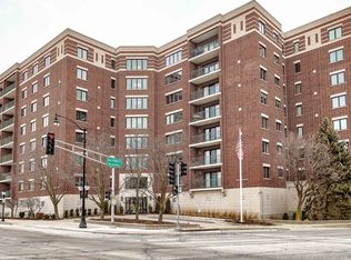 201 N Vail Ave APT 206, Arlington Heights, IL 60004