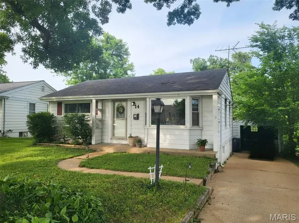 14 Banbury Ct, Saint Louis, MO 63126