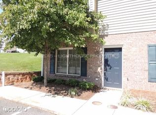 300 McConville Rd APT 36, Lynchburg, VA 24502