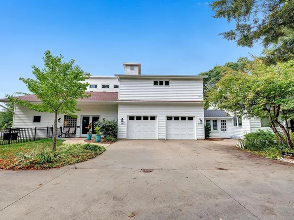 2731 Bay Settlement Rd, Green Bay, WI 54311